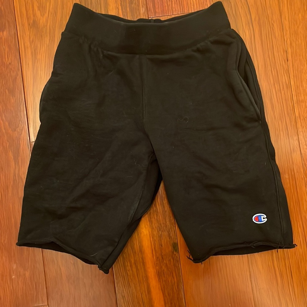 Champion black reverse weave sweatshorts